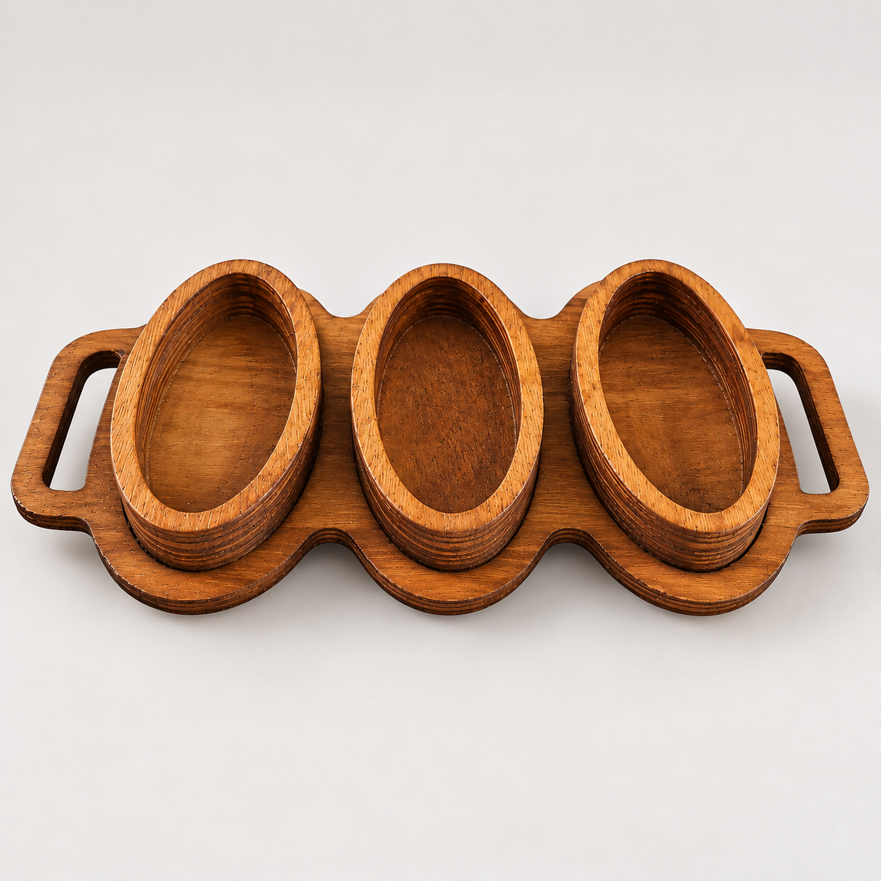 اردوخوری چوبی سه‌خانه بیضی